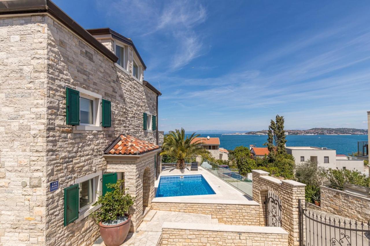 Villa Milena With Pool And Sea View 츠르베니 브르흐 외부 사진
