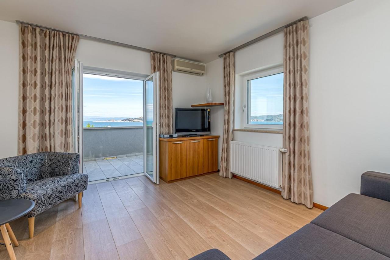 Villa Milena With Pool And Sea View 츠르베니 브르흐 외부 사진