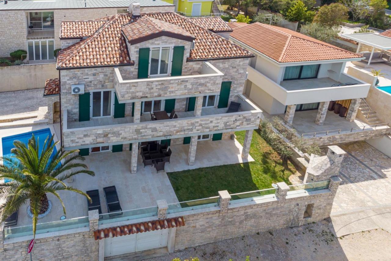 Villa Milena With Pool And Sea View 츠르베니 브르흐 외부 사진