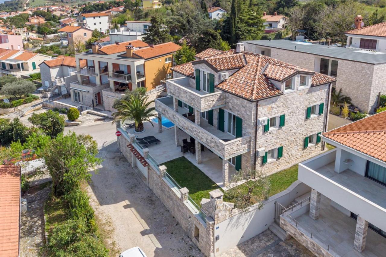 Villa Milena With Pool And Sea View 츠르베니 브르흐 외부 사진