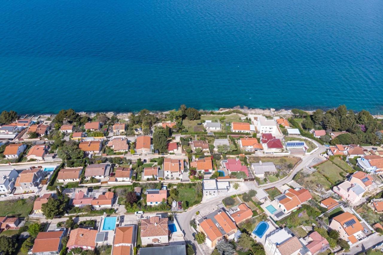 Villa Milena With Pool And Sea View 츠르베니 브르흐 외부 사진