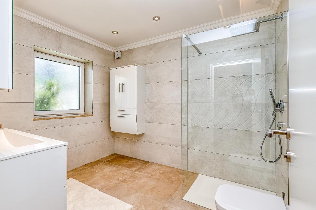 Villa Milena With Pool And Sea View 츠르베니 브르흐 외부 사진